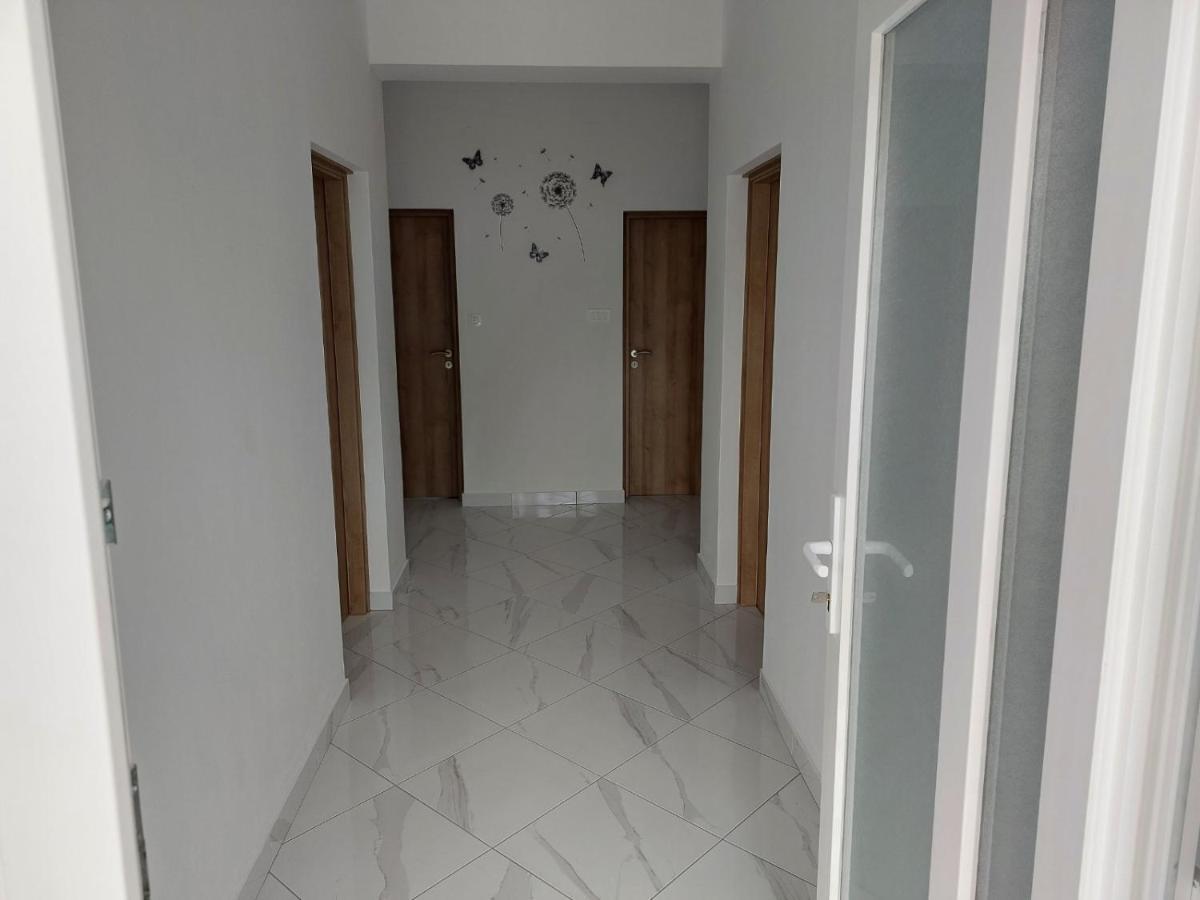 Apartments Baksa Kanfanar Exterior foto